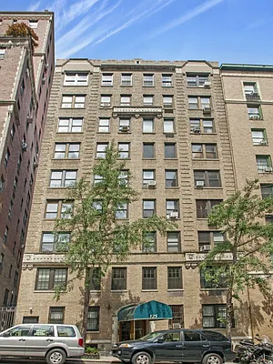 Sold by Sotheby's International Realty | media 18