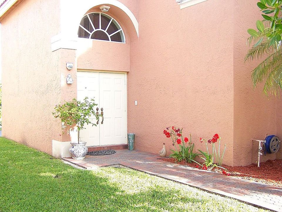 2nd image of 1921 SW 148th Way