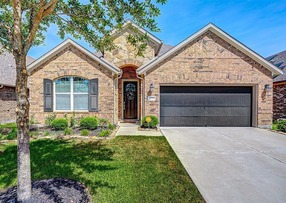 1st image of 5307 Baroness Ln