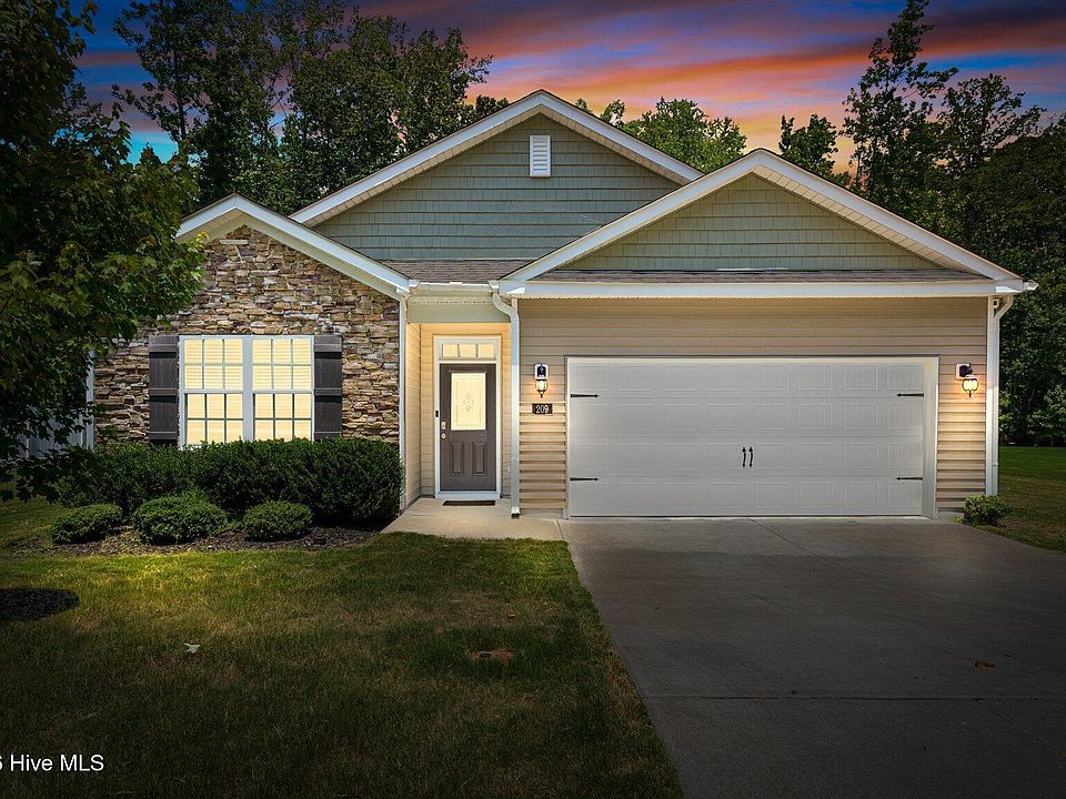 1st image of 209 Rosemount