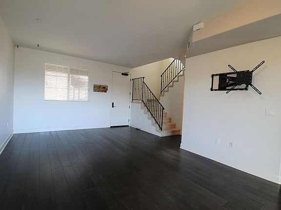 3rd image of 130 N Garden St Unit 2228