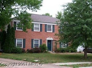 756 Barbaralynn Pl, Herndon, VA 20170