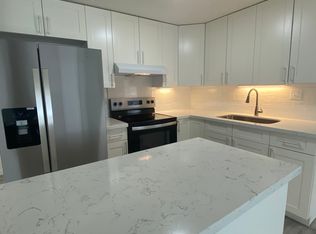 1060 Kamehameha Hwy APT 702A, Pearl City, HI 96782