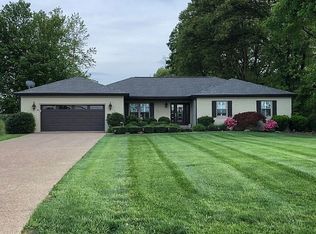 5711 Ferstel Rd, Newburgh, IN 47630