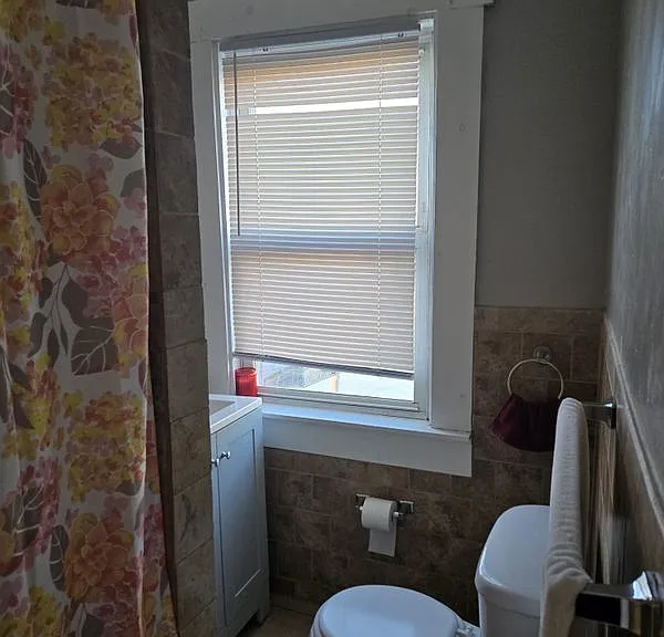 144-146 Mapes Ave #3 — Photo 8