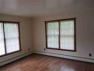 3rd image of 14 Albertson St APT 5