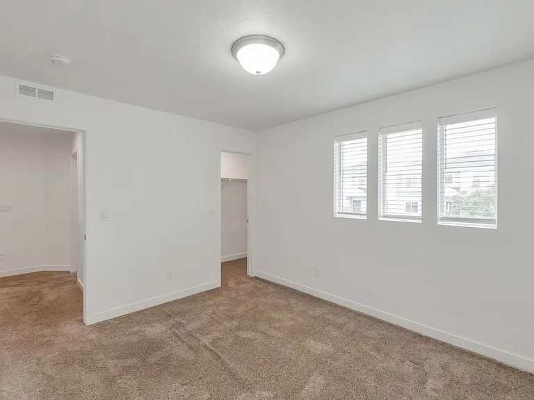 2668 N Heston Park — Photo 9