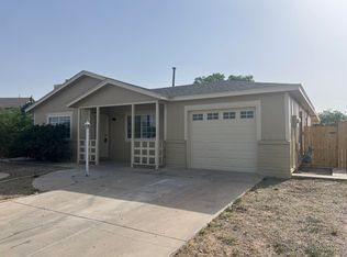 801 Nyasa Rd SE, Rio Rancho, NM 87124