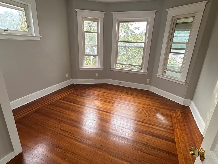 529 Dixwell Ave #1 — Photo 34