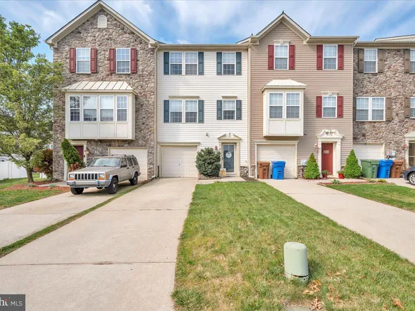 4 Hurff Ct, Swedesboro, NJ 08085