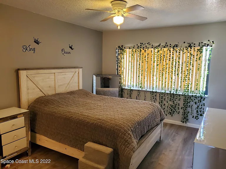 10 Bogart Pl — Photo 15