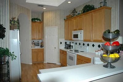 5th image of 1212 Shady Elm Ln