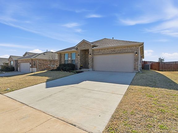3rd image of 1506 Livermore Ln