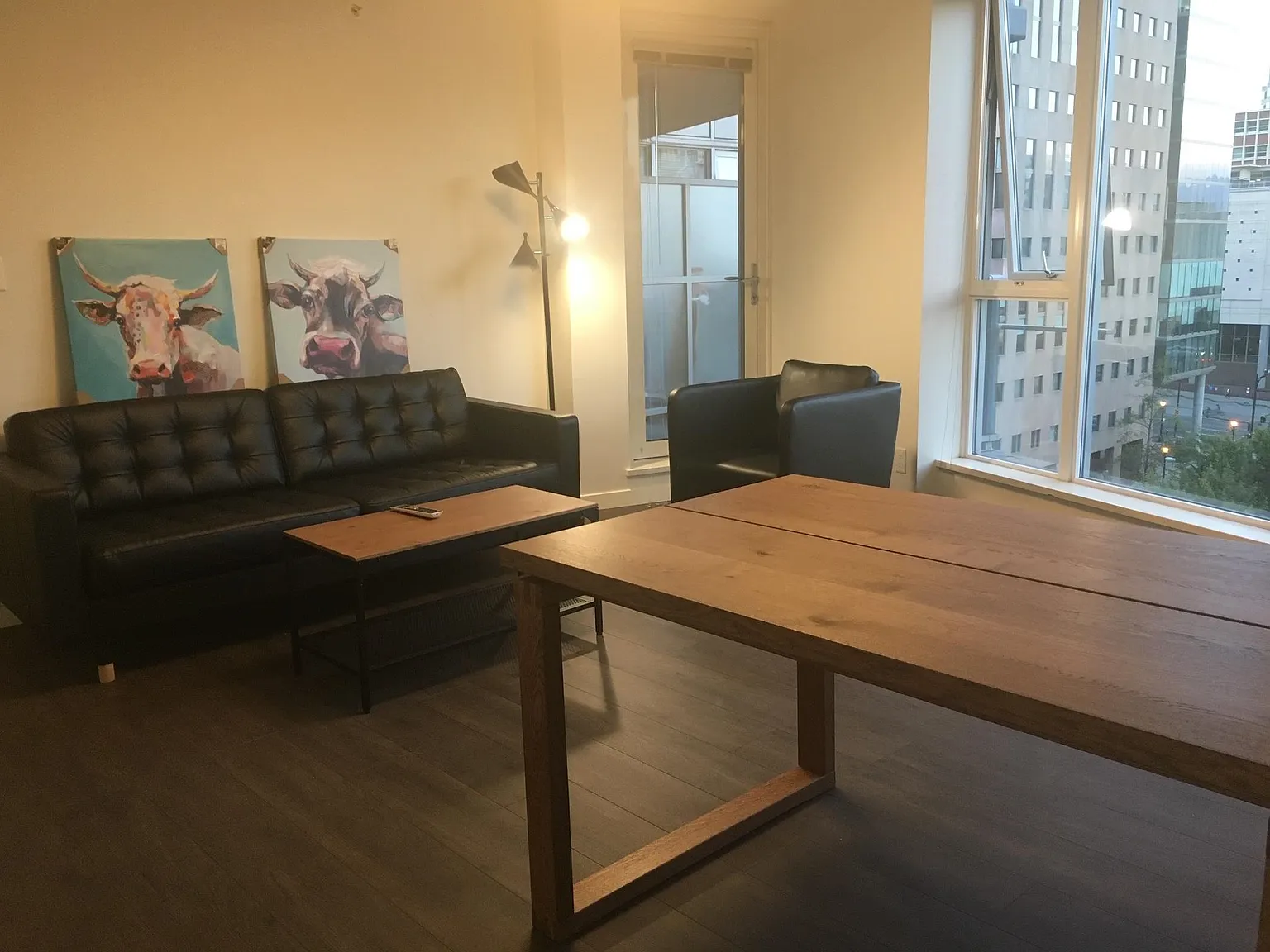 2 bed, 733 sqft, $3,600 — Photo 4