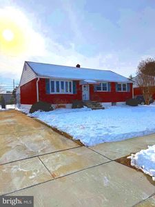 2200 Nicholby Dr, Wilmington, DE, 19808