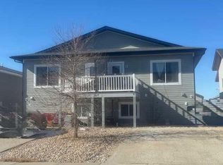 307 17th St E, Brooks, AB T1R1R2