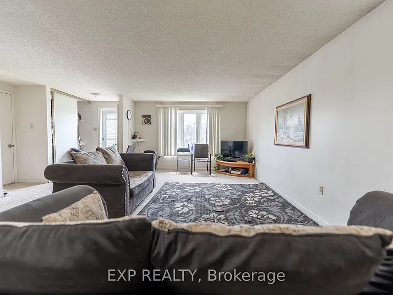 6 Hickling Trl — Photo 6