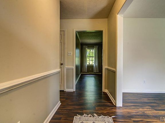 4th image of 156 Worley Dr