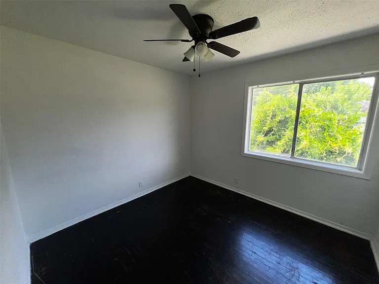 9306 Saint Lo Rd — Photo 5