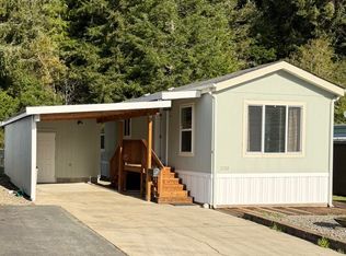 3250 Sandpiper Dr, Coos Bay, OR 97420