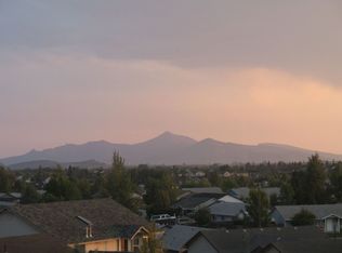 3348 SW Salmon Ct, Redmond, OR 97756