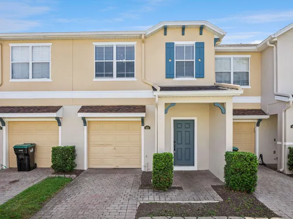 841 Park Grove Ct, Orlando, FL 32828
