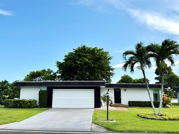 3rd image of 6317 Brookwood Boulevard