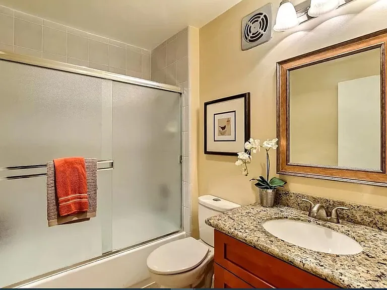 7100 Rainbow Dr #7 — Photo 6