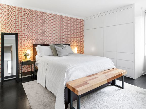 5th image of 1641 3rd Ave APT 26F