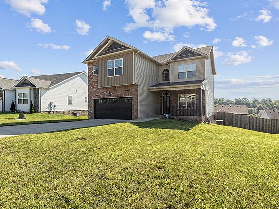 2nd image of 792 Crestone Ln