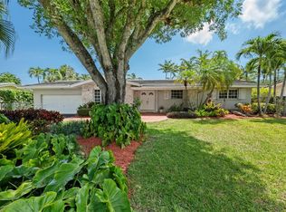 Palmetto Road Ests, Palmetto Bay, FL 33157