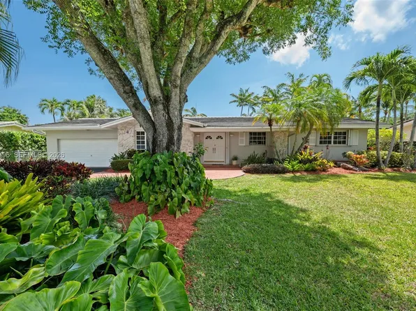 15705 SW 77th Ave, Palmetto Bay, FL 33157