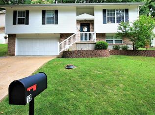 13 White Haven Ct, Imperial, MO 63052