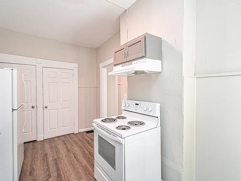3131 Harvard Ave — Photo 11