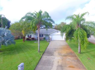 556 N Yonge St, Ormond Beach, FL 32174
