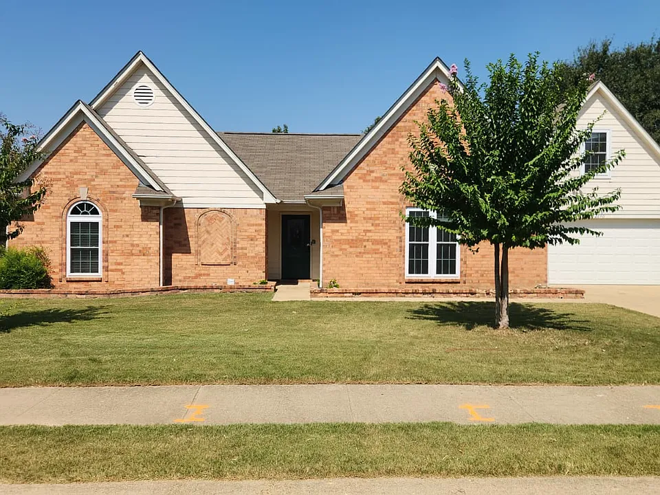2696 Baird Dr