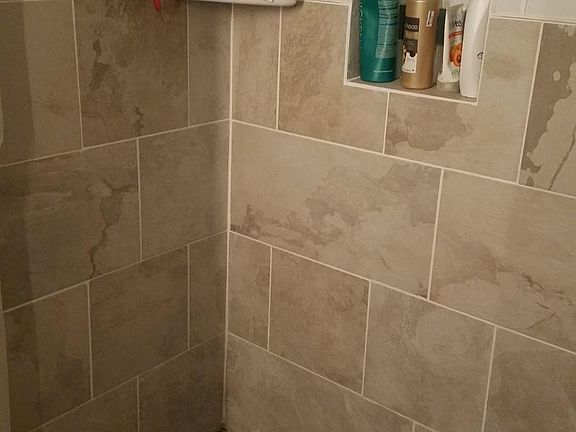 5th image of 29860 W Twelve Mile Rd APT 602-301-1
