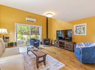 12 Elm St, Kennebunkport, ME 04046