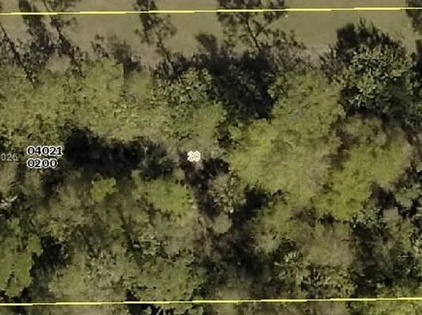915 Acacia Ave, Lehigh Acres, FL 33972