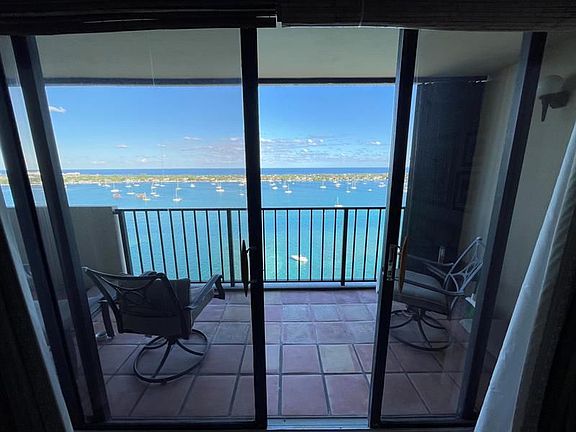 5th image of 5600 N Flagler Dr APT 2209