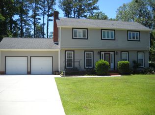 206 Converse Dr, Jacksonville, NC 28546