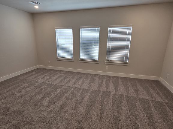 5th image of 808 Concan Dr