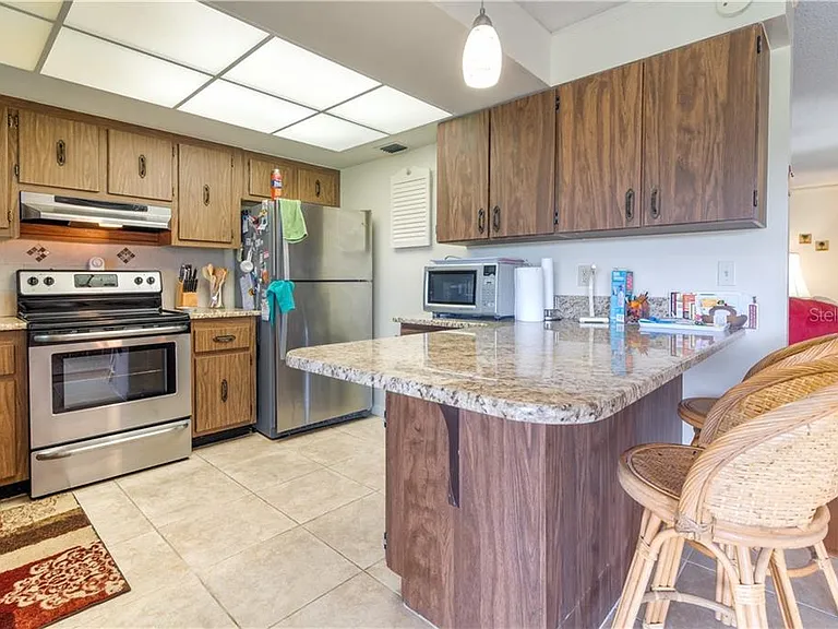 37 Oakland Hills Pl — Photo 9