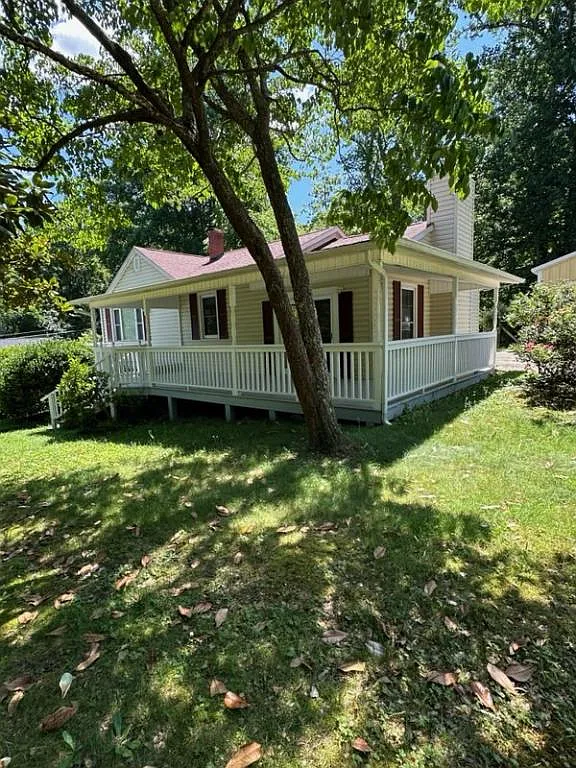 211 Woodland Drive — Photo 1