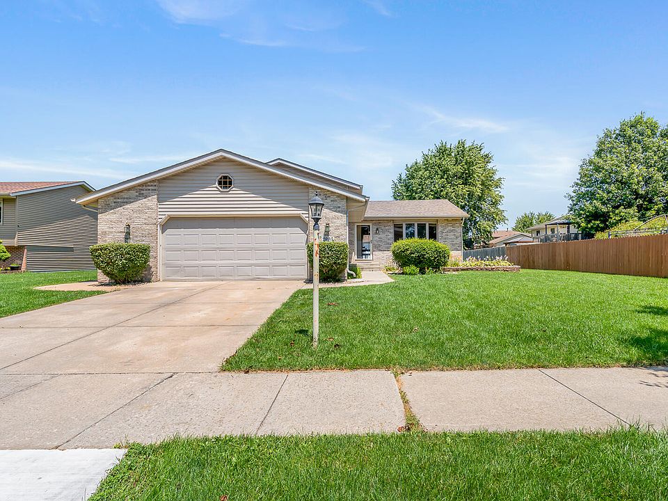 1st image of 2994 Barberry Dr