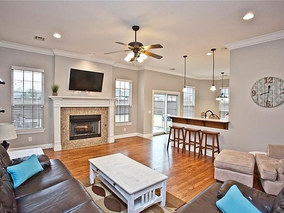 4th image of 2604 W Murfield Dr