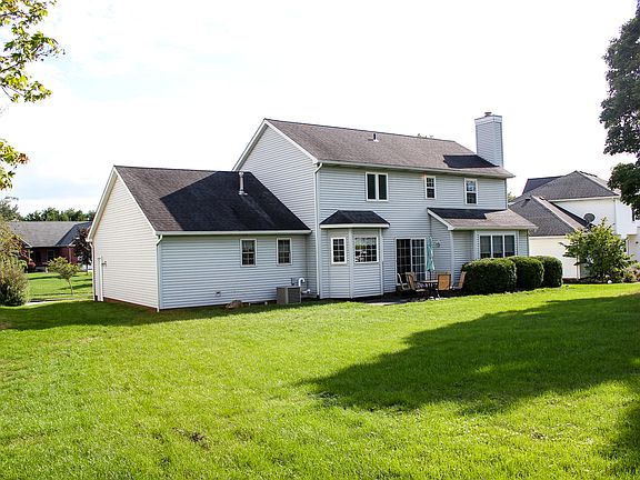 5th image of 4039 Queensbury Cir