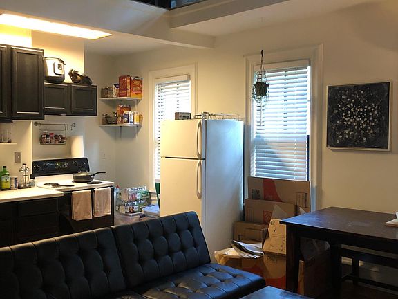 2nd image of 287 Dayton Ave