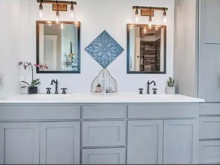 19040 Community Dr — Photo 9