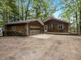 10353 Wildwood Rd, Interlochen, MI 49643